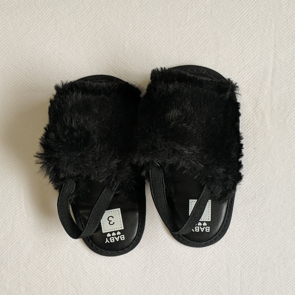 NEW black fluffy baby girl slides infant size 3